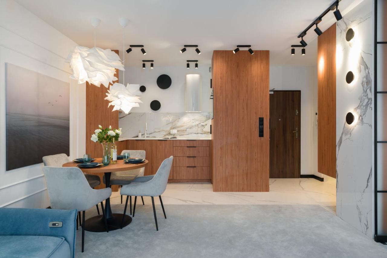 Wilczak Apartment With Free Garage Poznan By Noclegi Renters מראה חיצוני תמונה